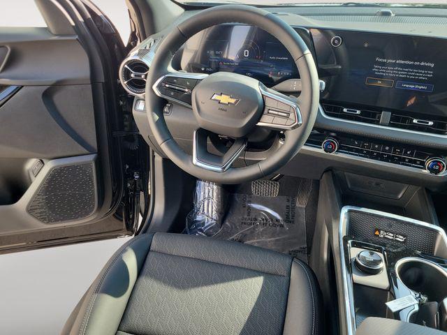 new 2026 Chevrolet Equinox car, priced at $32,531