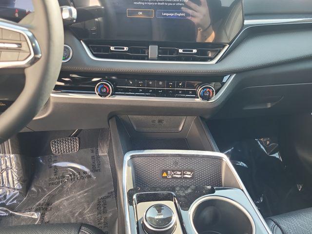 new 2026 Chevrolet Equinox car, priced at $32,531