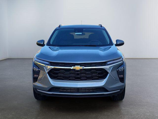 new 2025 Chevrolet Trax car, priced at $24,985