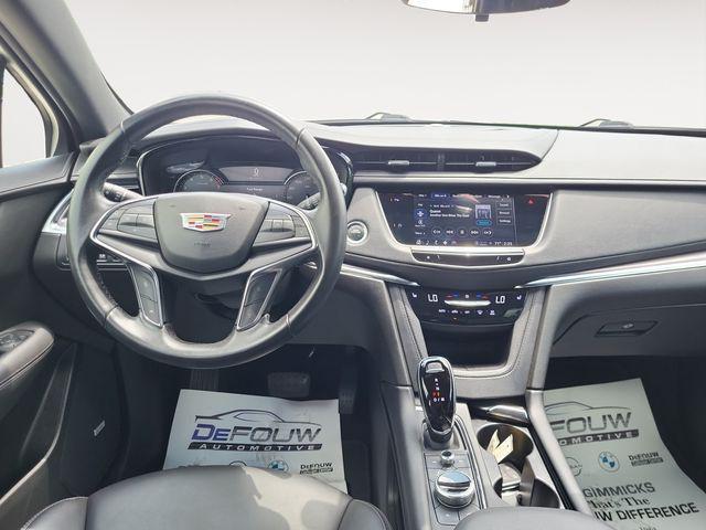 used 2022 Cadillac XT5 car, priced at $27,695