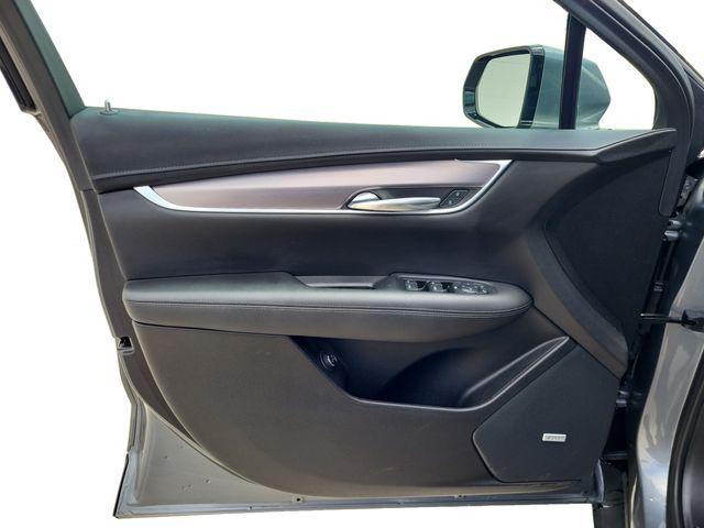 used 2022 Cadillac XT5 car, priced at $27,695
