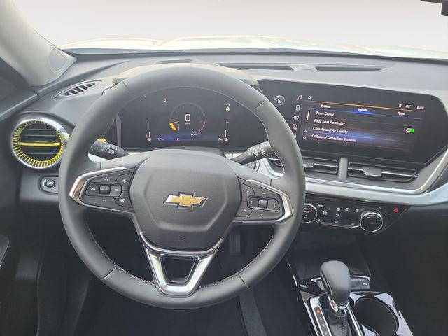 new 2025 Chevrolet Trax car, priced at $25,073