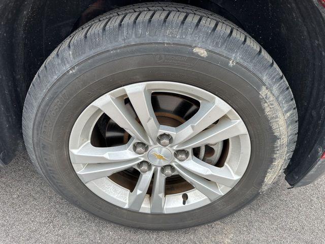 used 2015 Chevrolet Equinox car, priced at $11,364