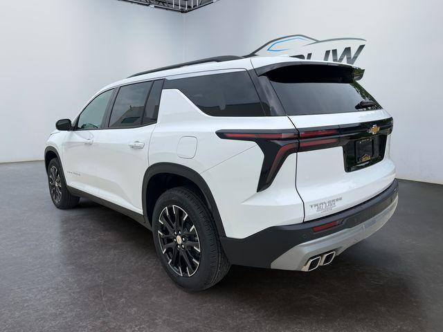 new 2025 Chevrolet Traverse car, priced at $44,695
