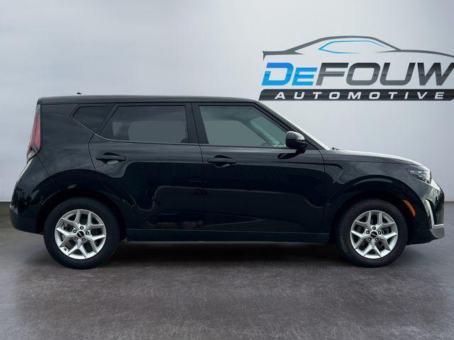 used 2024 Kia Soul car, priced at $18,254