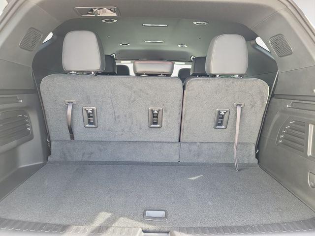 used 2025 Chevrolet Traverse car, priced at $53,900