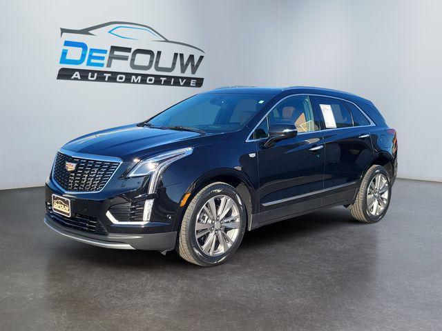 used 2022 Cadillac XT5 car, priced at $32,080
