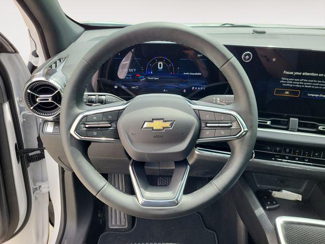 new 2026 Chevrolet Equinox car, priced at $31,995