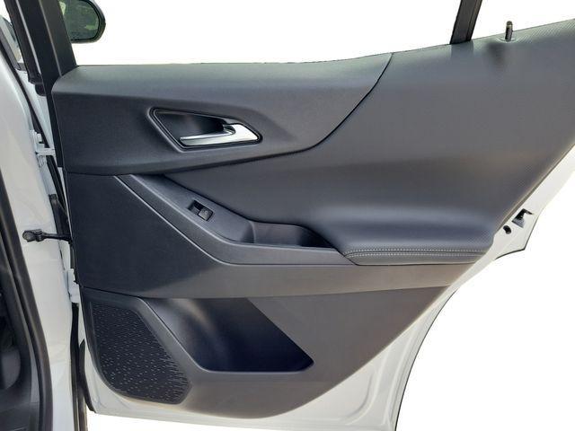 new 2026 Chevrolet Equinox car, priced at $31,995