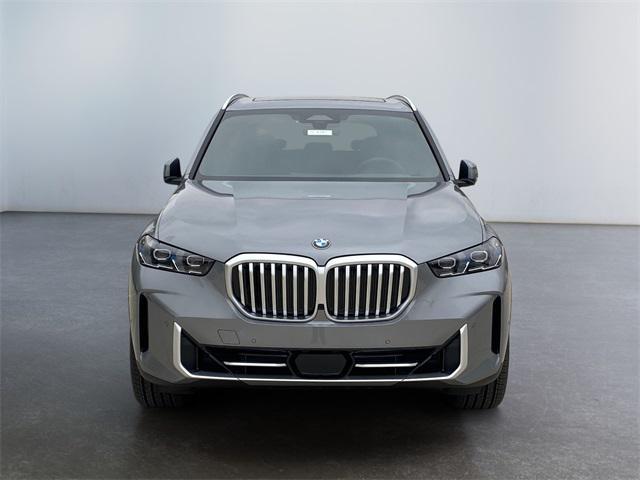 new 2025 BMW X5 car, priced at $71,075