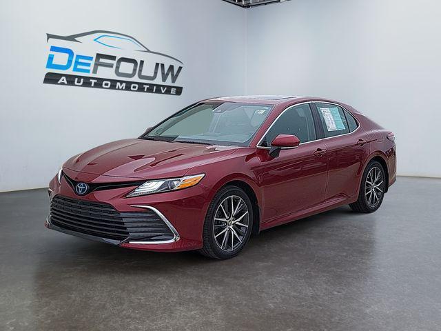 used 2022 Toyota Camry Hybrid car, priced at $27,800