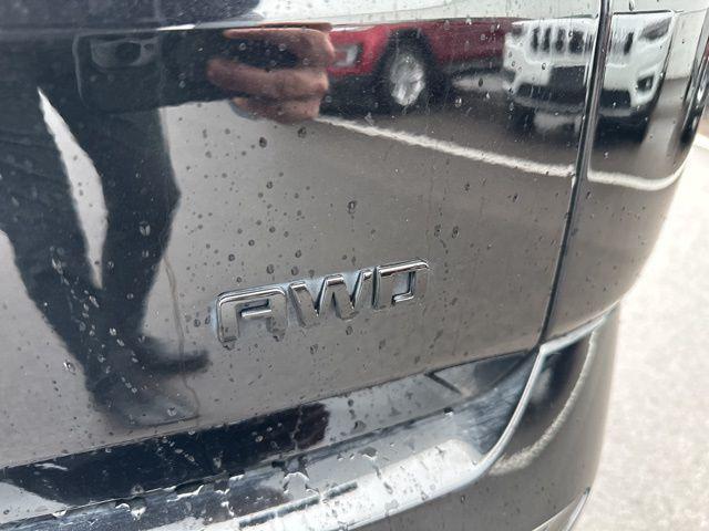 used 2020 Chevrolet Traverse car, priced at $26,899