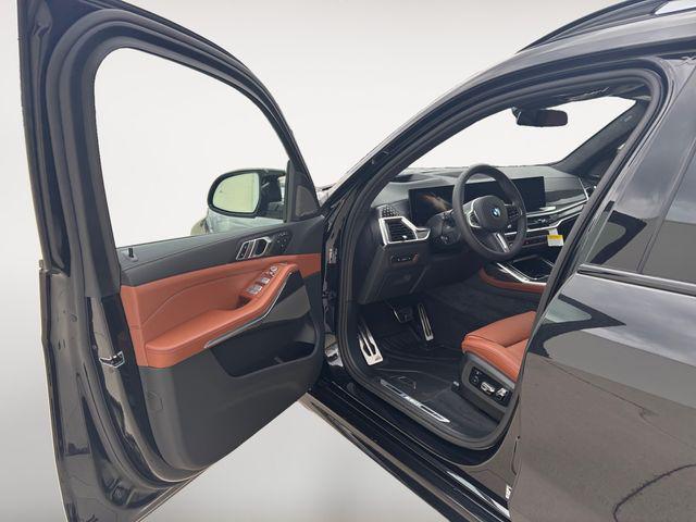 used 2025 BMW X7 car, priced at $111,250