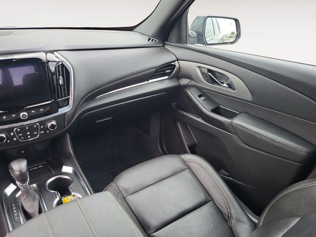 used 2022 Chevrolet Traverse car, priced at $32,319