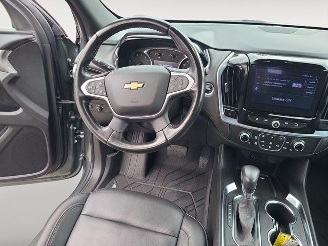 used 2022 Chevrolet Traverse car, priced at $32,319