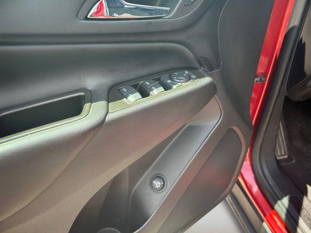 used 2024 Chevrolet Equinox car, priced at $23,904