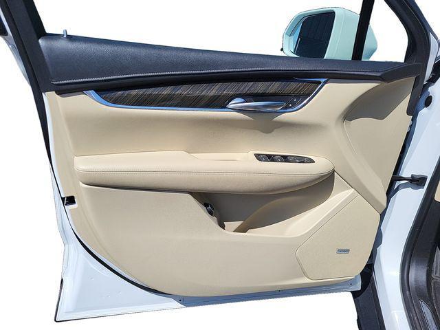 used 2018 Cadillac XT5 car, priced at $23,015