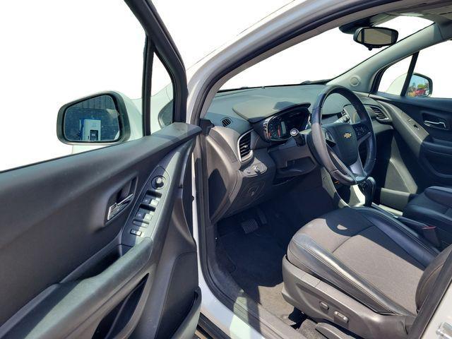 used 2022 Chevrolet Trax car, priced at $18,777