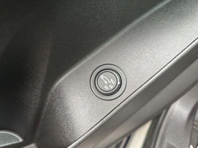 used 2019 Chevrolet Equinox car, priced at $20,067