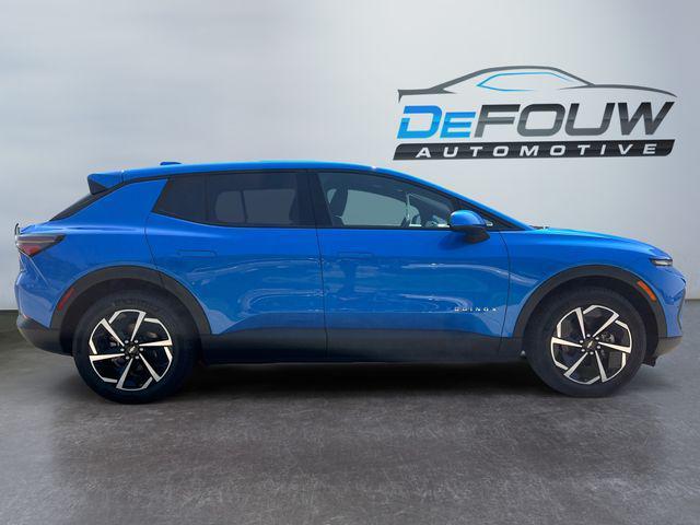 new 2025 Chevrolet Equinox EV car, priced at $33,495