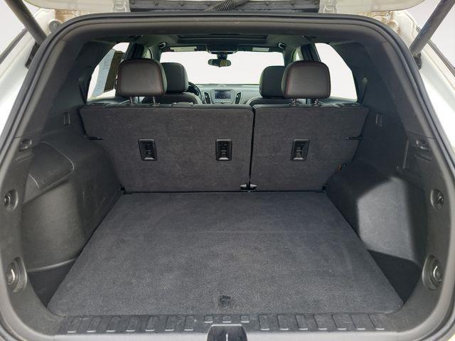 used 2022 Chevrolet Equinox car, priced at $26,178