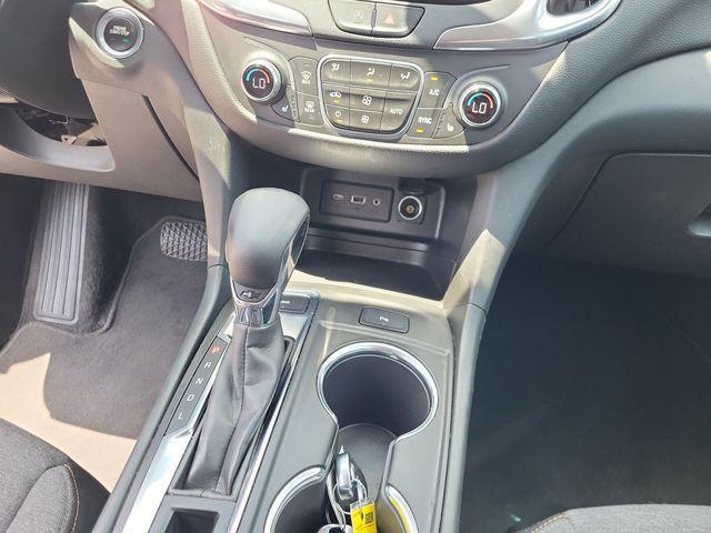 used 2022 Chevrolet Equinox car, priced at $23,154
