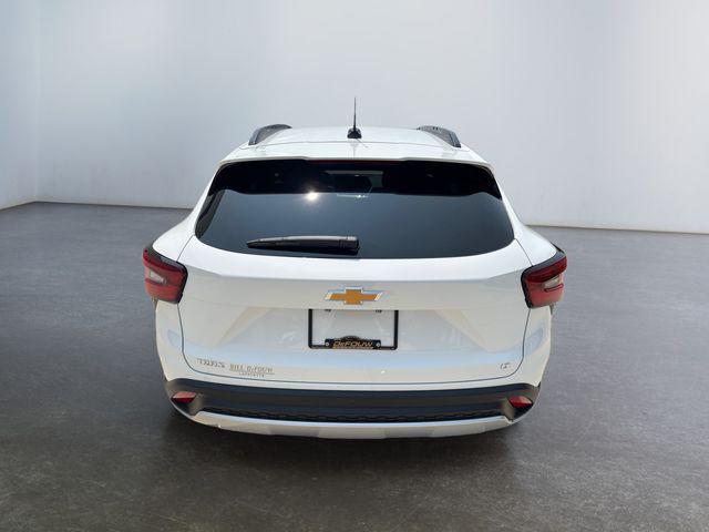 new 2025 Chevrolet Trax car, priced at $24,975
