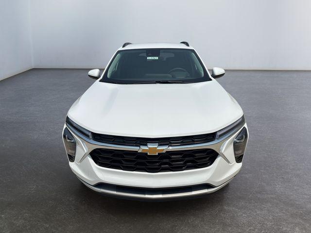 new 2025 Chevrolet Trax car, priced at $24,975