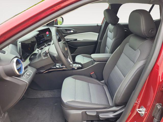 new 2025 Chevrolet Trax car, priced at $24,975
