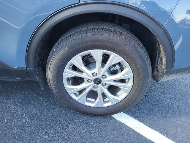 used 2024 Ford Escape car, priced at $23,563