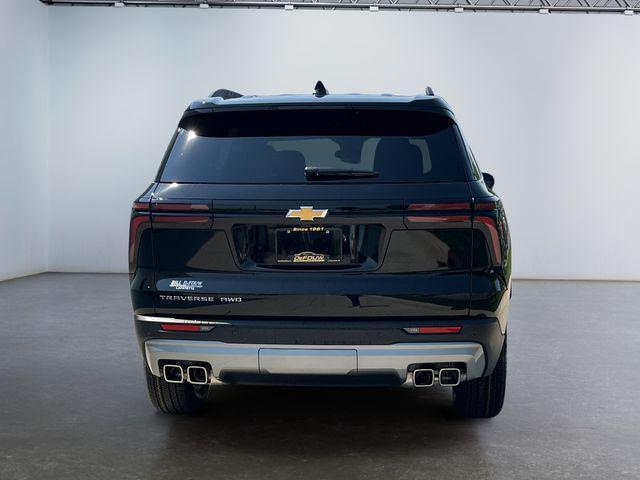 new 2025 Chevrolet Traverse car, priced at $45,195