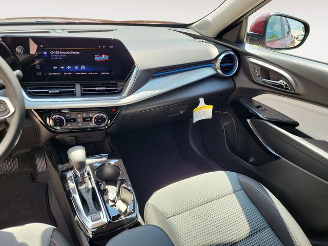 new 2025 Chevrolet Trax car, priced at $24,975