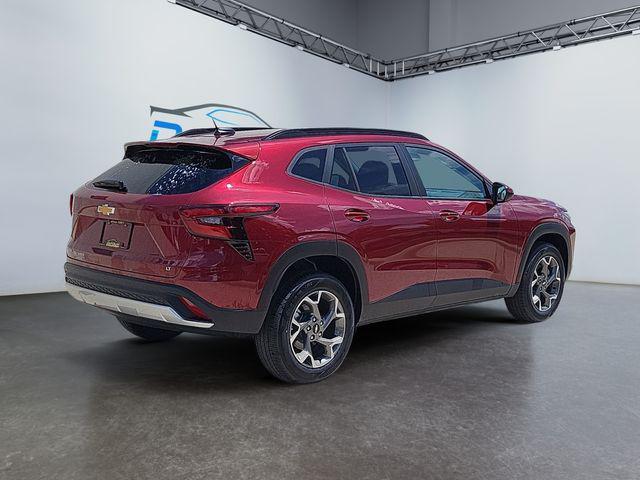 new 2025 Chevrolet Trax car, priced at $24,975