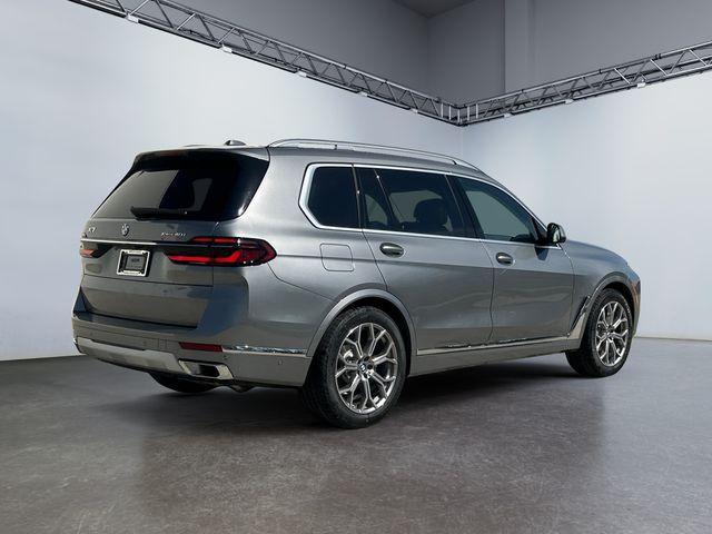 new 2025 BMW X7 car, priced at $89,695