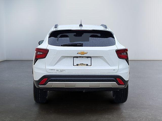 new 2025 Chevrolet Trax car, priced at $25,230