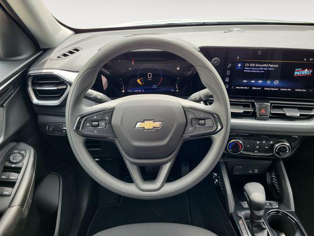 new 2025 Chevrolet TrailBlazer car, priced at $27,990