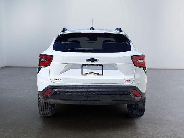 new 2025 Chevrolet Trax car, priced at $26,390
