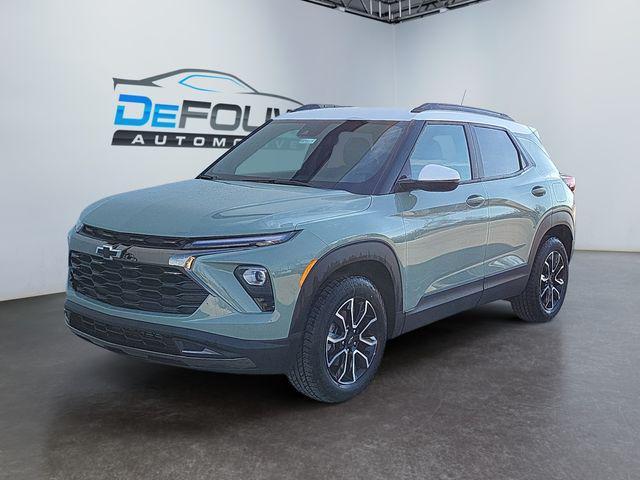new 2025 Chevrolet TrailBlazer car, priced at $29,390