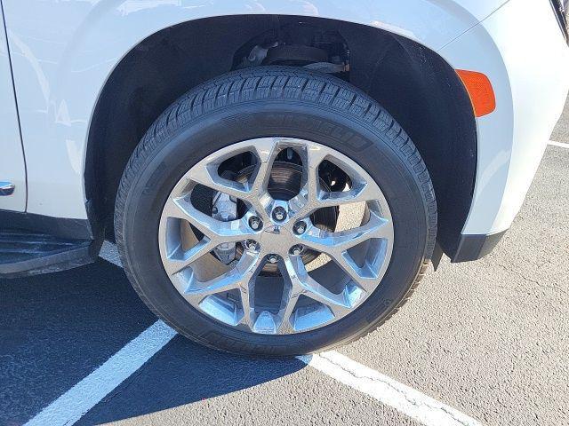 used 2023 GMC Yukon car, priced at $57,612