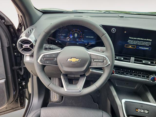 new 2026 Chevrolet Equinox car, priced at $32,045