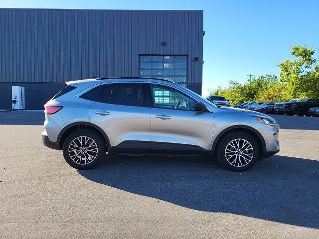 used 2022 Ford Escape car, priced at $20,321