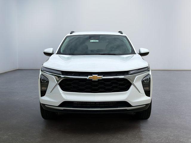 new 2025 Chevrolet Trax car, priced at $24,975