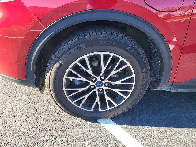 used 2022 Ford Escape car, priced at $22,212