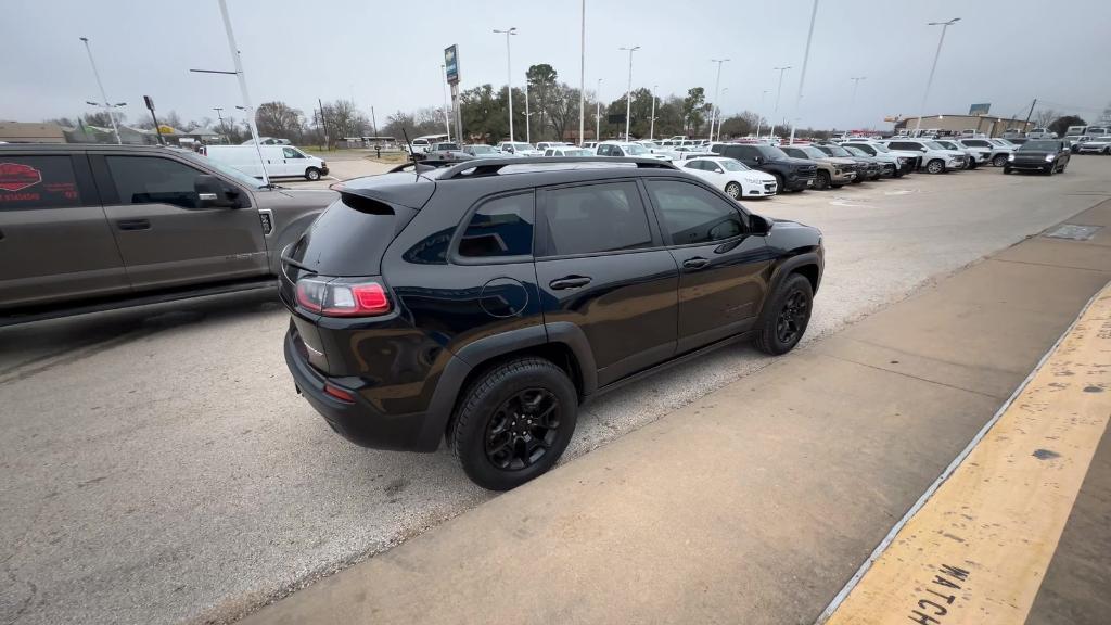 used 2022 Jeep Cherokee car, priced at $24,297