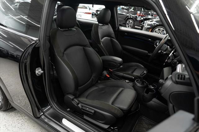 used 2023 MINI Hardtop car, priced at $27,895