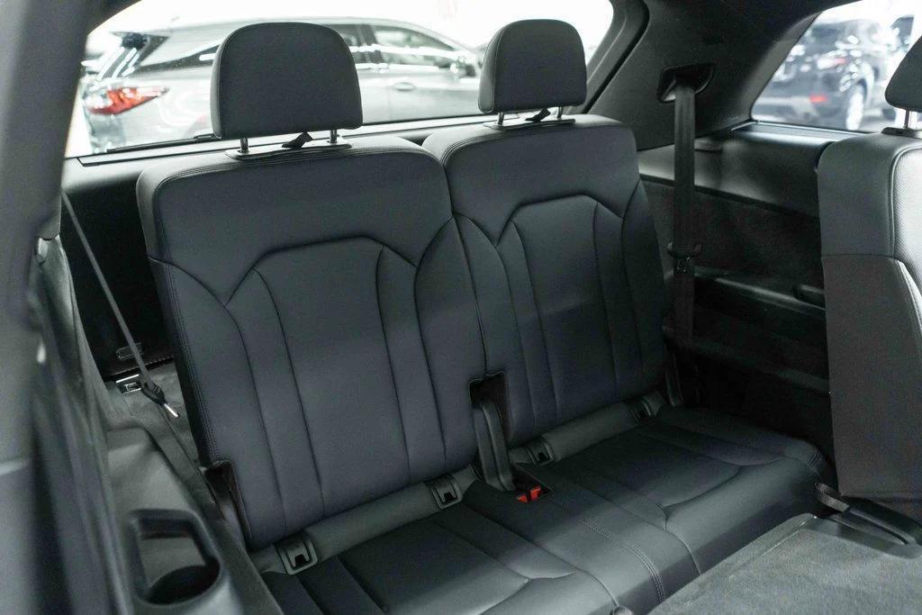 used 2022 Audi Q7 car, priced at $46,995