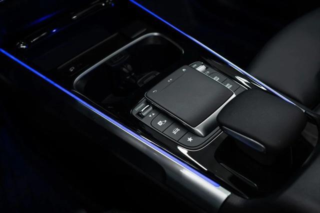 used 2023 Mercedes-Benz GLB 250 car, priced at $34,988