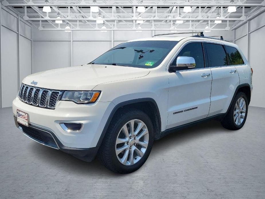 used 2017 Jeep Grand Cherokee car, priced at $17,090