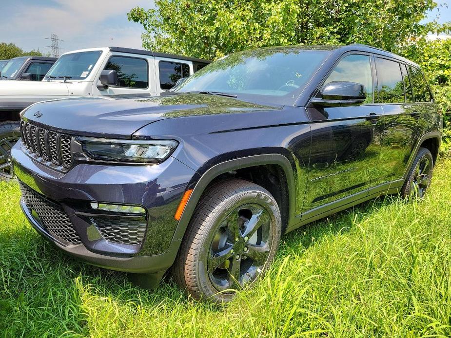 new 2024 Jeep Grand Cherokee car, priced at $50,634