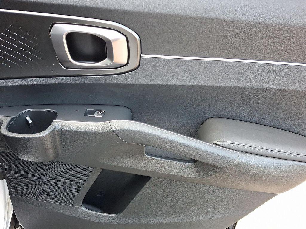 used 2023 Kia Sorento Hybrid car, priced at $32,598